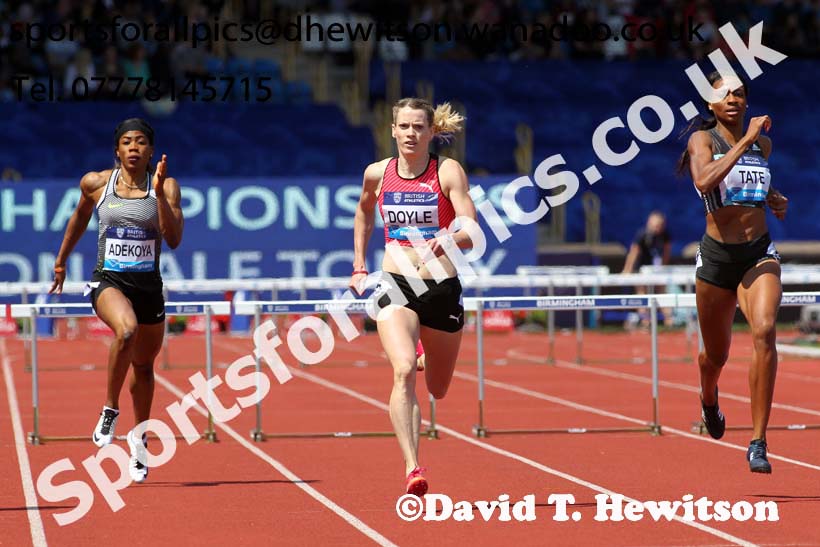 Eilidh Doyle (GB) beaten by Cassandra Tate womens 400 metres hurdles, IAAF Diamond League, Birmingham. Photo: David T. Hewitson/Sports for All Pics